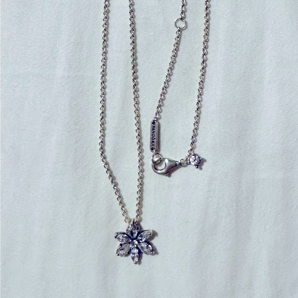 Pandora Sparkle Herbarium Cluster Pendant Necklace